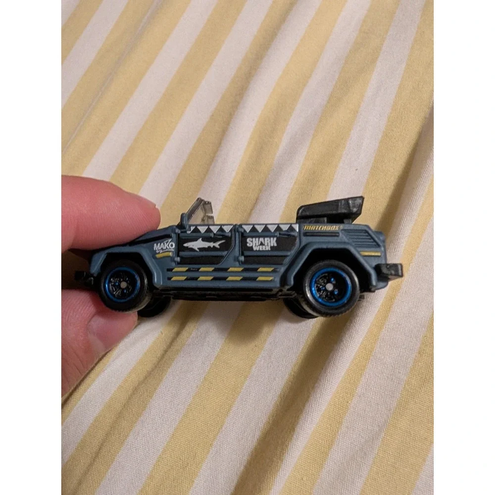 Matchbox Shark Week 1974 Volkswagen Type 181 Blue Diecast Car 1:59 Scale 2007